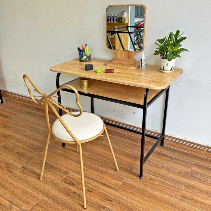 Bàn Trang Điểm Khung Sắt Gỗ 2 Tầng BTD047